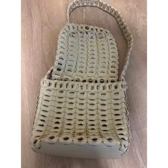 Crochet Leather Cream Woven Crossbody Purse Linked Medallion - Picture 4 of 11